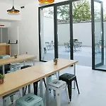 Meeting Point Vandrerhjem *