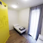 Hostel Meeting Point
